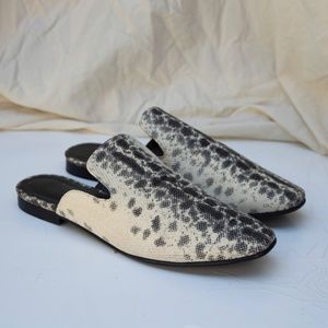 Freda Salvador cream / black leather Mules